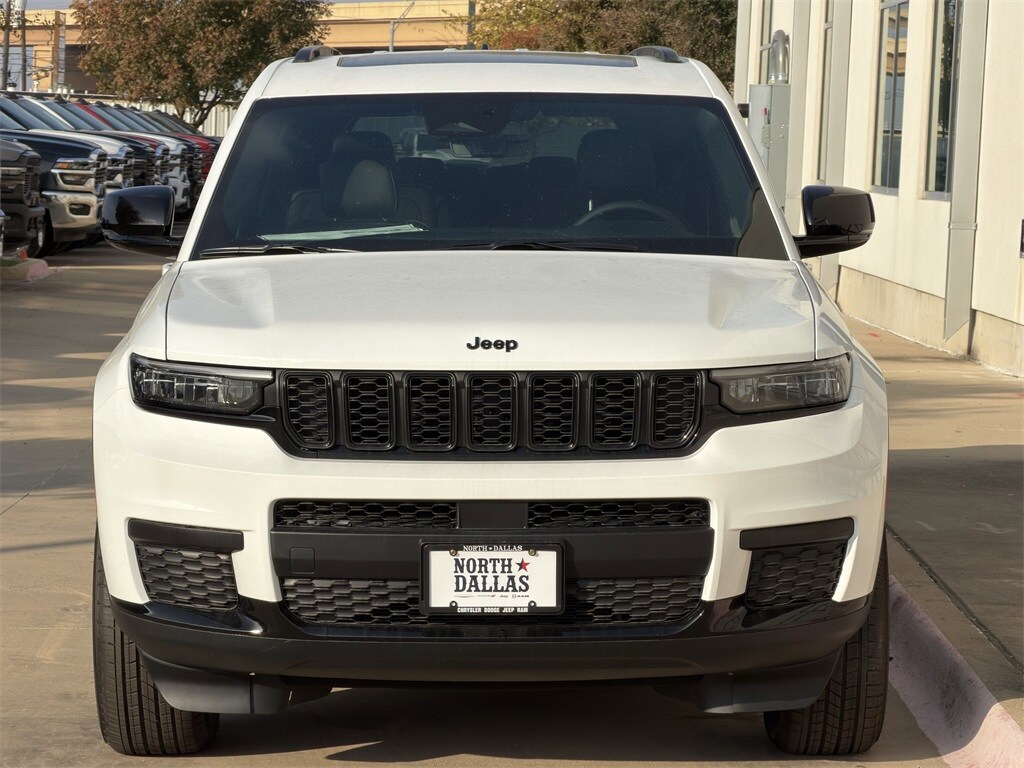 New 2025 Jeep Grand Cherokee L ALTITUDE X 4X4 Sport Utility