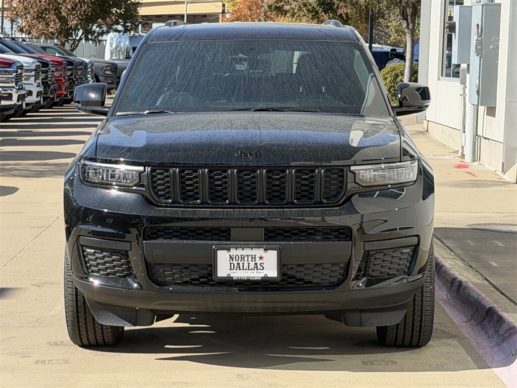 New 2025 Jeep Grand Cherokee L ALTITUDE X 4X4 Sport Utility