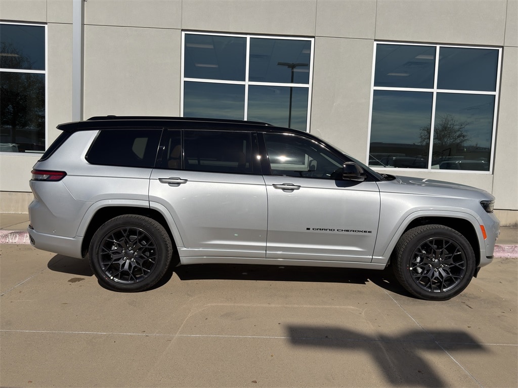 New 2025 Jeep Grand Cherokee L SUMMIT 4X4 Sport Utility