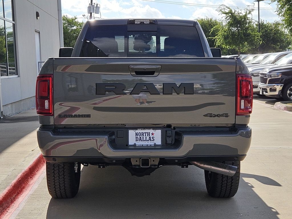New 2026 Ram 2500 LARAMIE CREW CAB 4X4 6'4 BOX Pickup