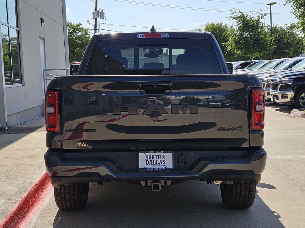 New 2026 Ram 1500 LONE STAR CREW CAB 4X4 5'7 BOX Pickup