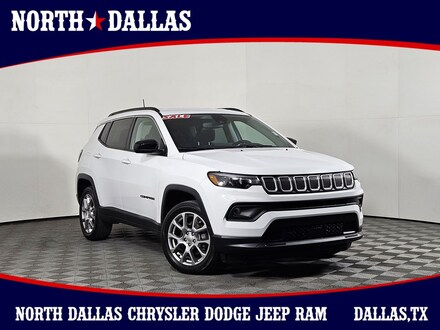 2022 Jeep Compass Latitude Lux SUV
