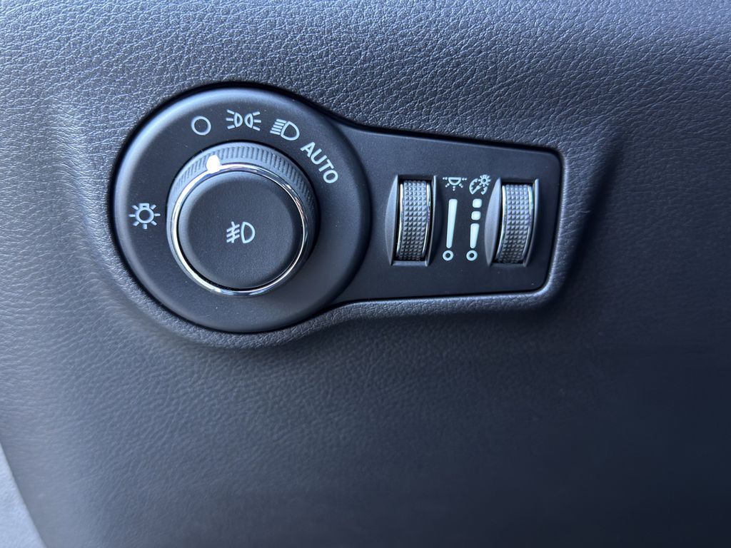 2026 Jeep Compass Altitude - Photo 18