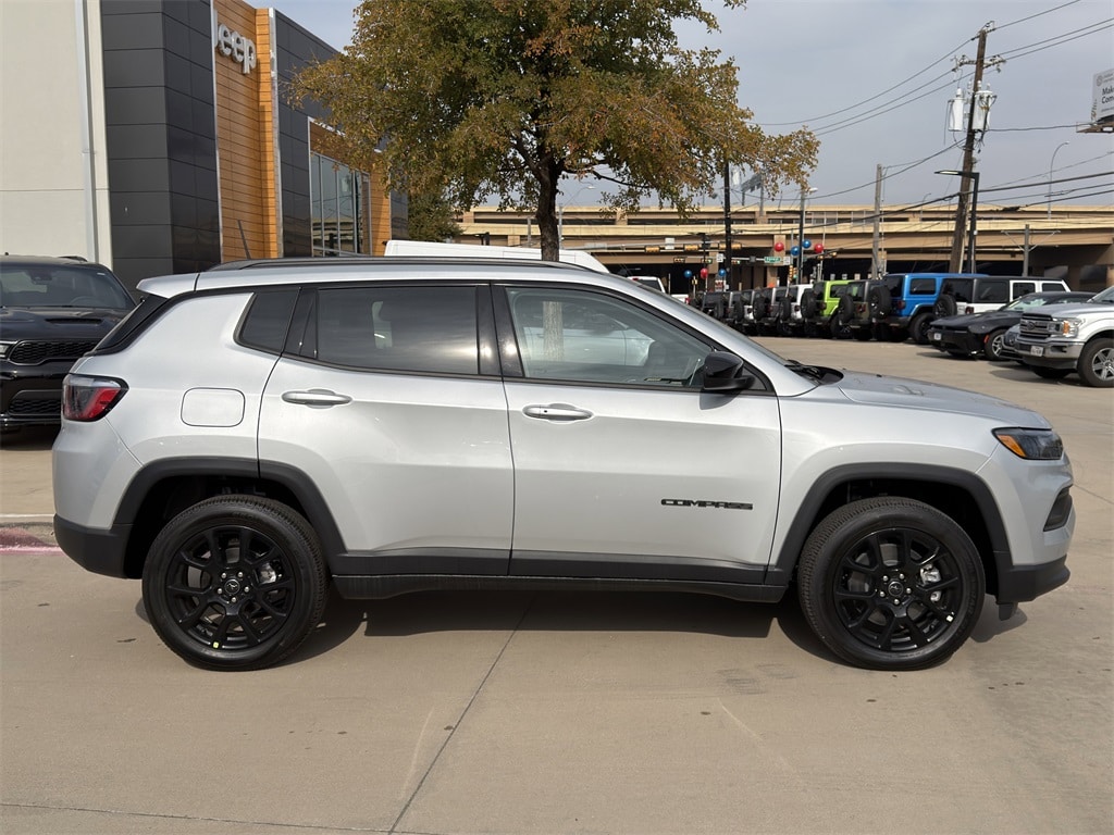 New 2026 Jeep Compass LATITUDE ALTITUDE 4X4 Sport Utility