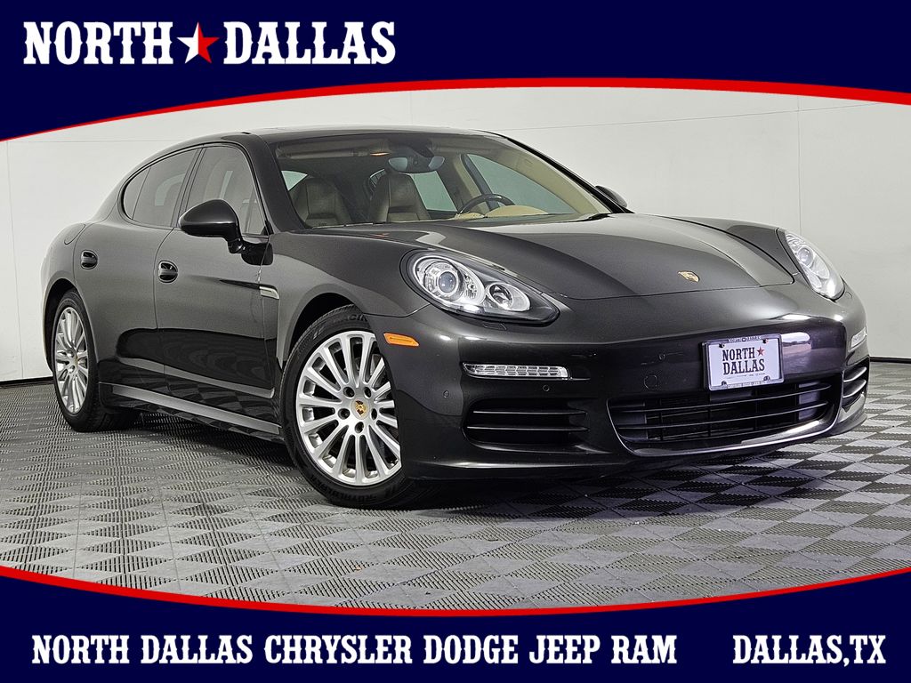 2016 Porsche Panamera