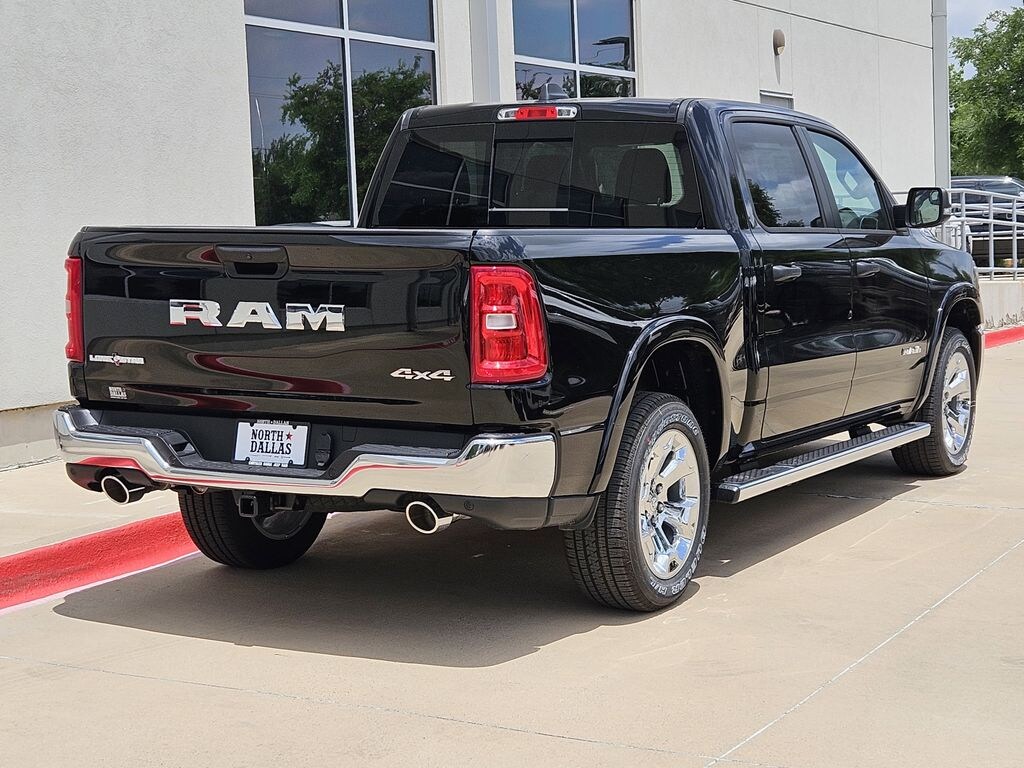 New 2026 Ram 1500 LONE STAR CREW CAB 4X4 5'7 BOX Pickup