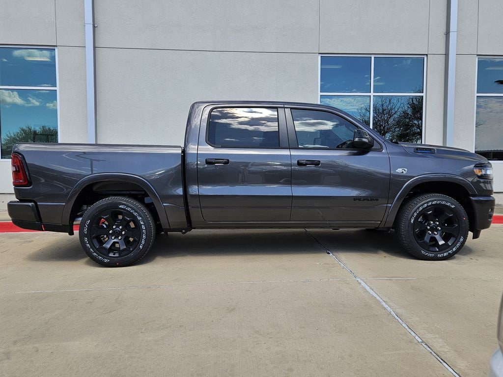 New 2026 Ram 1500 BIG HORN CREW CAB 4X4 5'7 BOX Pickup