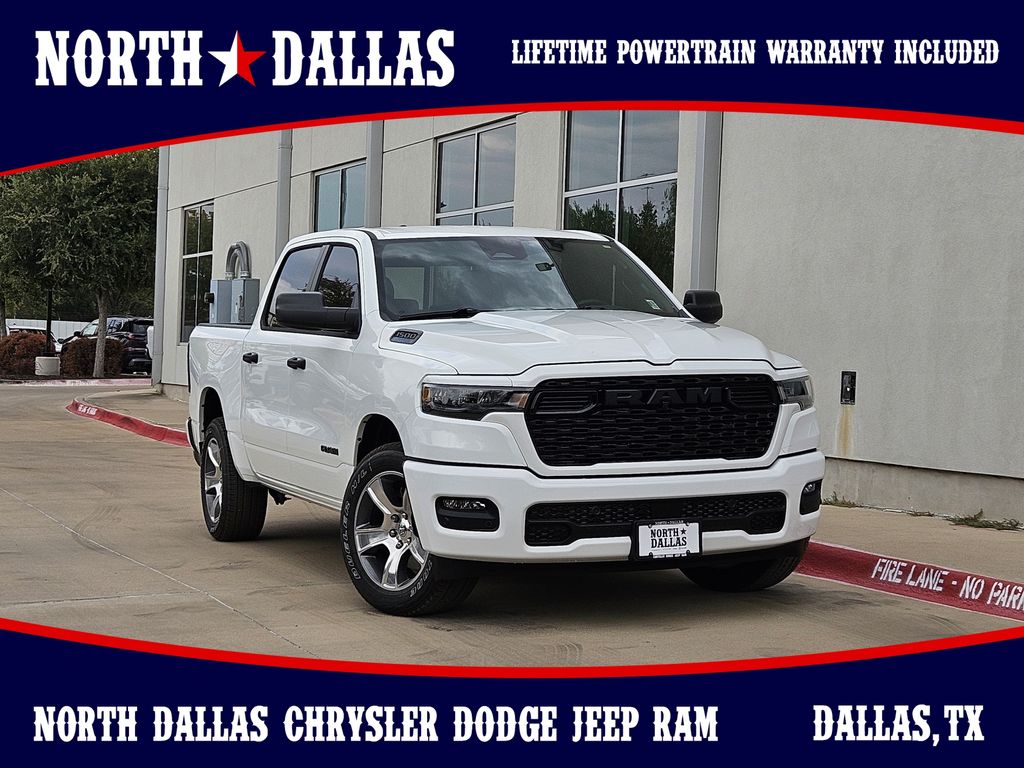 New 2026 Ram 1500 EXPRESS CREW CAB 4X2 5'7 BOX