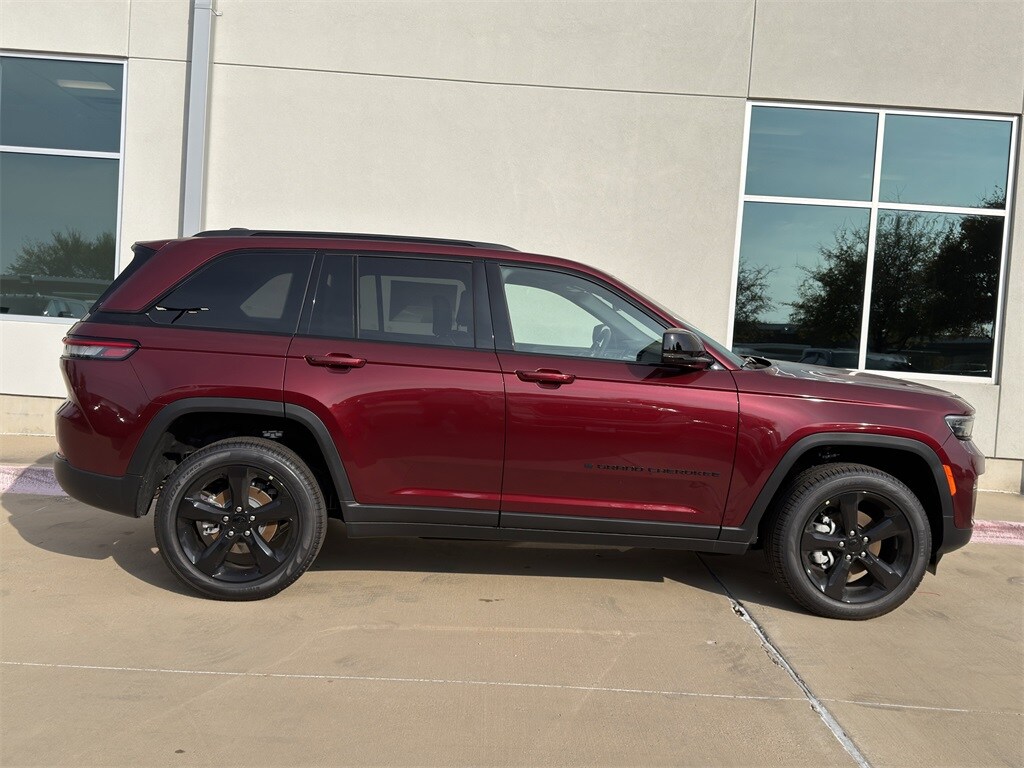 New 2025 Jeep Grand Cherokee LIMITED 4X4 Sport Utility