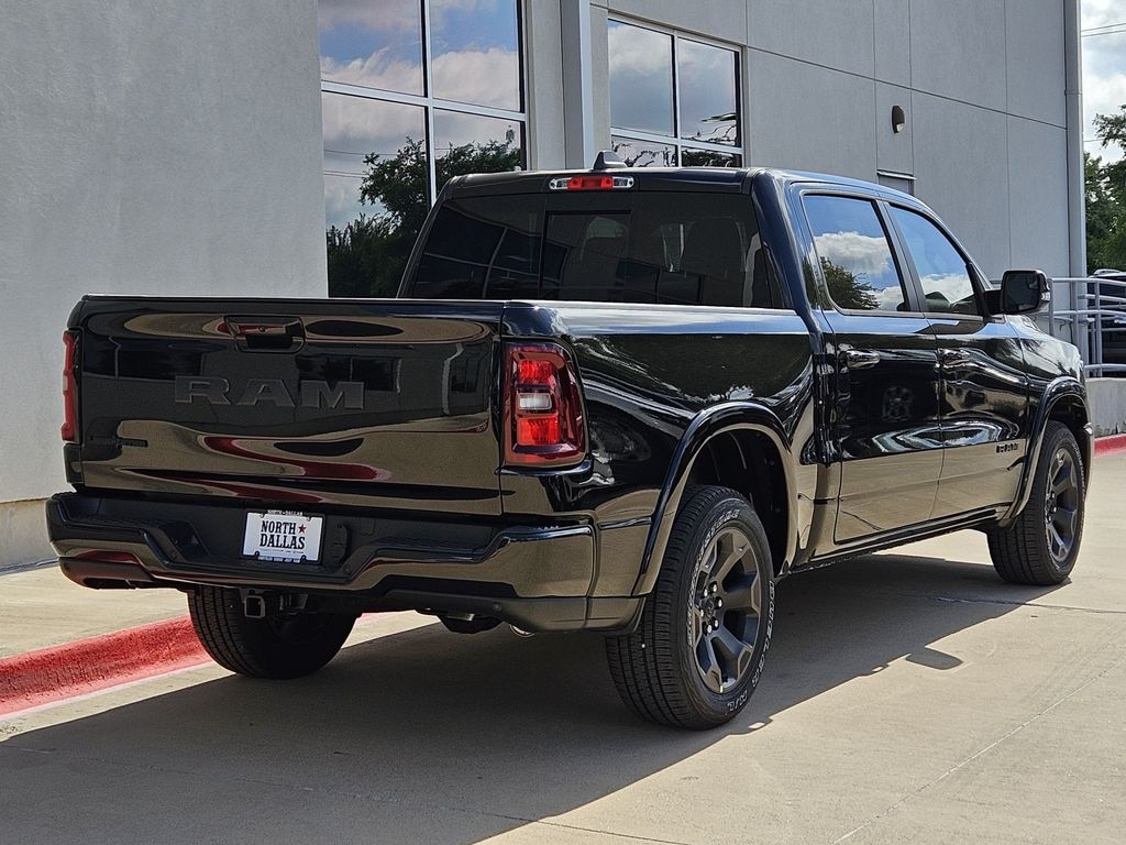 New 2026 Ram 1500 LONE STAR CREW CAB 4X2 5'7 BOX Pickup