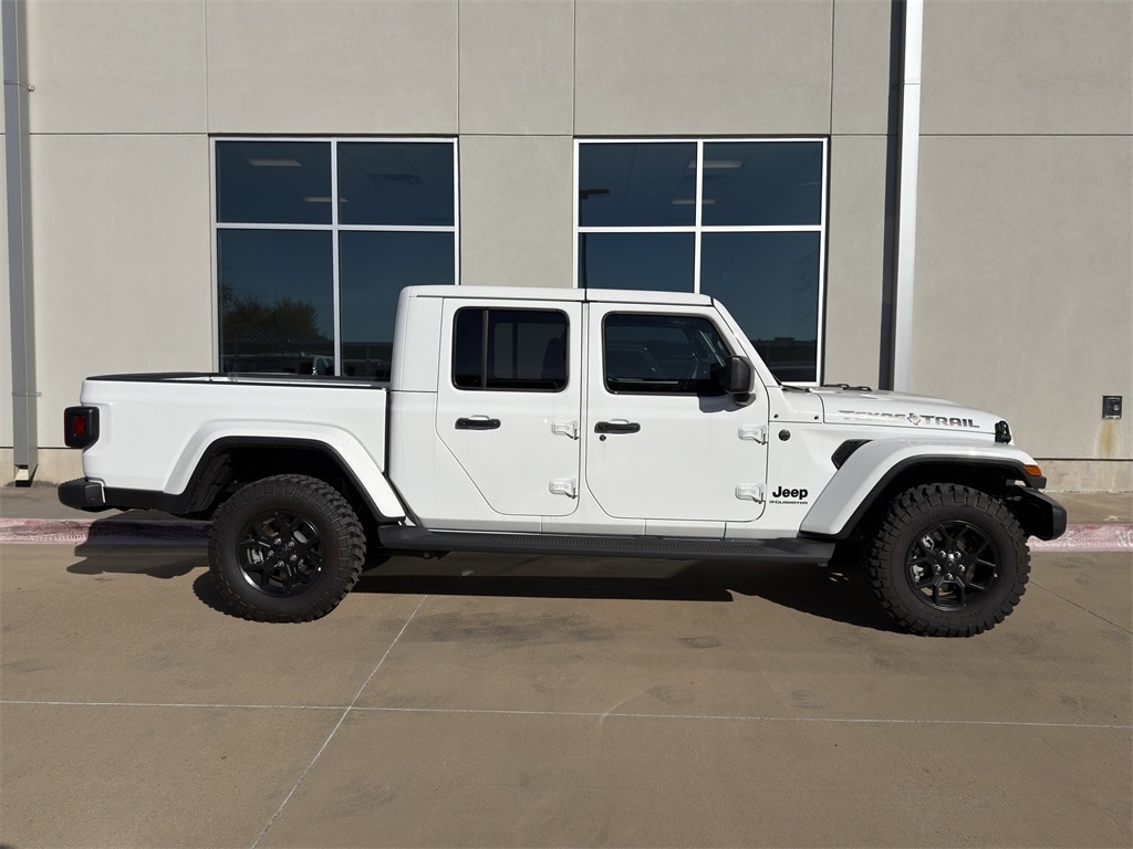 New 2025 Jeep Gladiator TEXAS TRAIL 4X4 Pickup