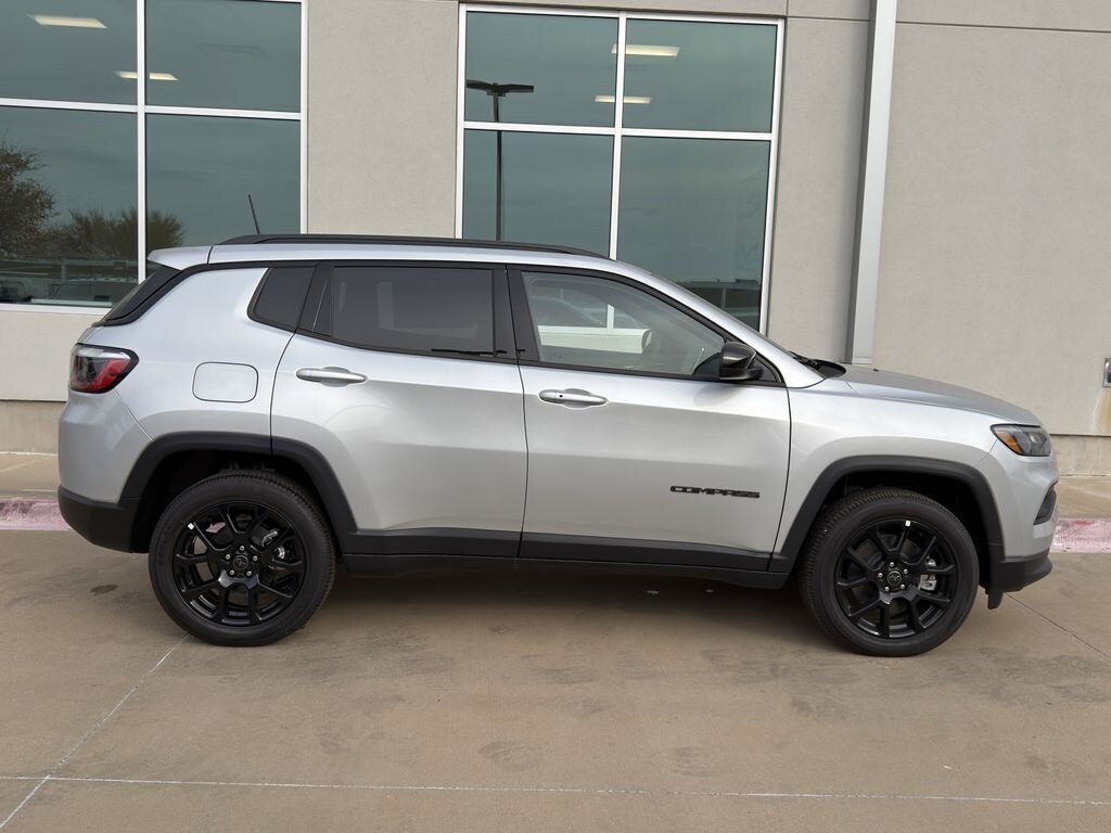 New 2026 Jeep Compass LATITUDE ALTITUDE 4X4 Sport Utility