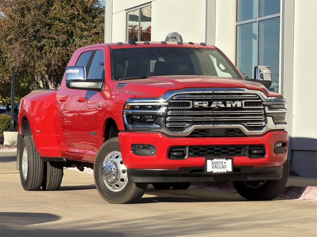 New 2026 Ram 3500 LARAMIE MEGA CAB 4X4 6'4 BOX Pickup