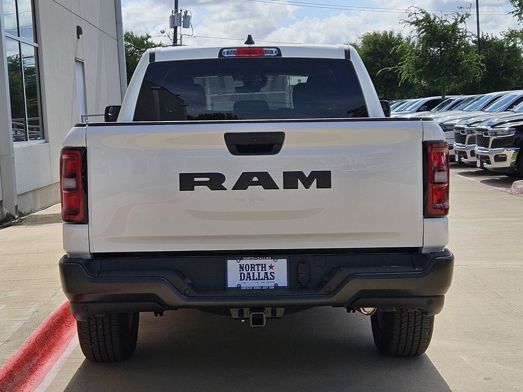 New 2026 Ram 1500 TRADESMAN CREW CAB 4X2 5'7 BOX Pickup