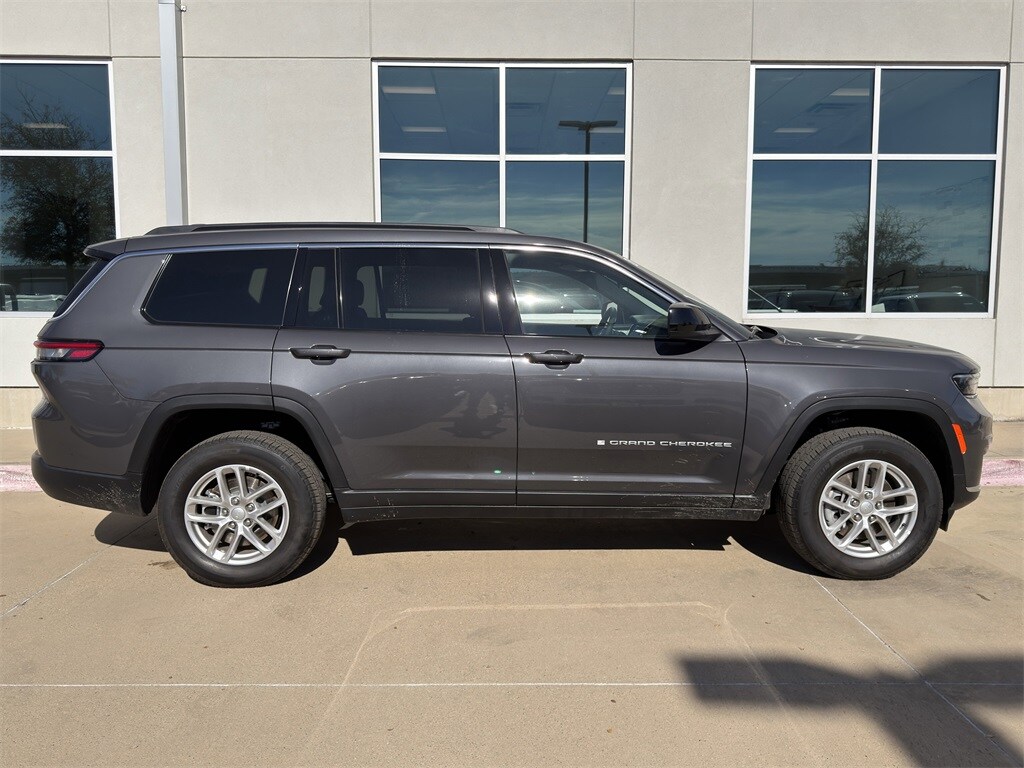 New 2025 Jeep Grand Cherokee L LAREDO 4X2 Sport Utility