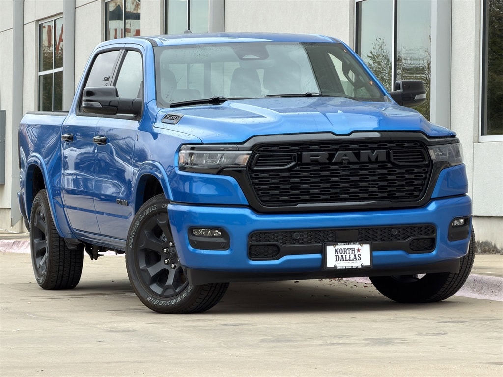 New 2025 Ram 1500 LONE STAR CREW CAB 4X2 5'7 BOX Pickup