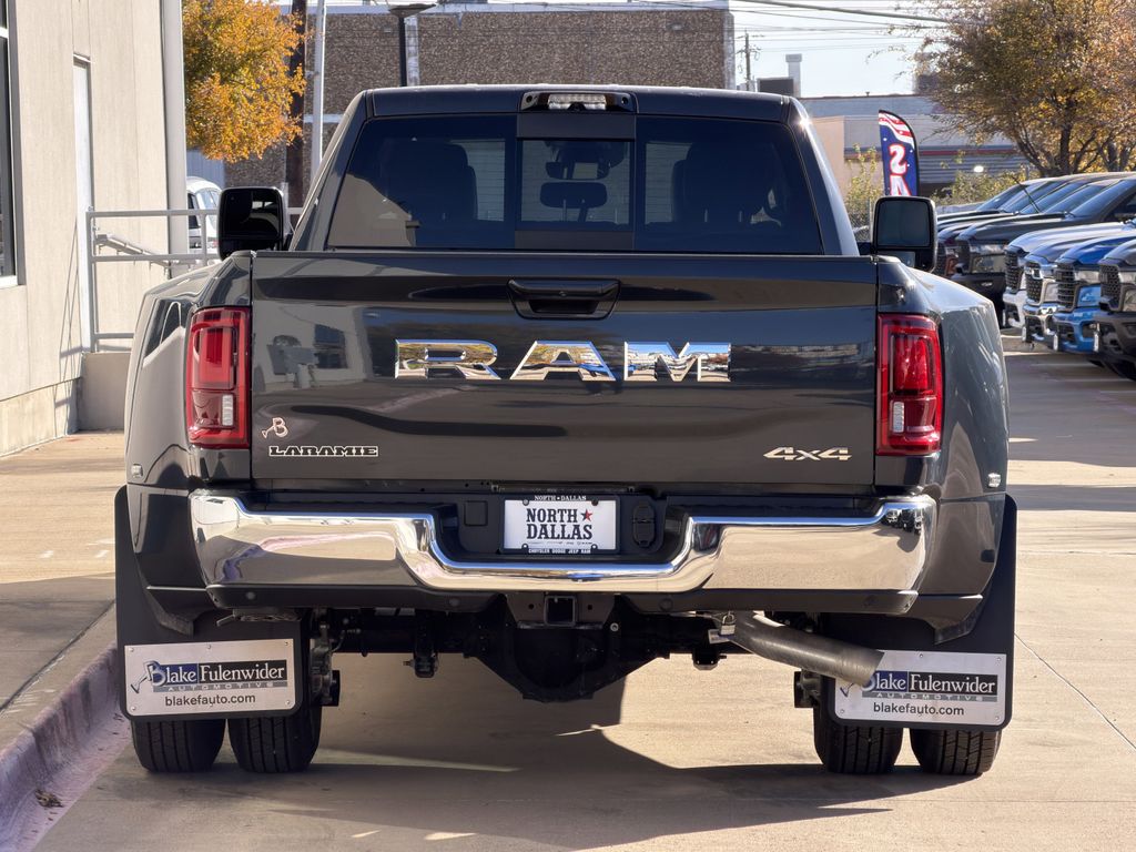 2026 RAM 3500 Laramie - Photo 6