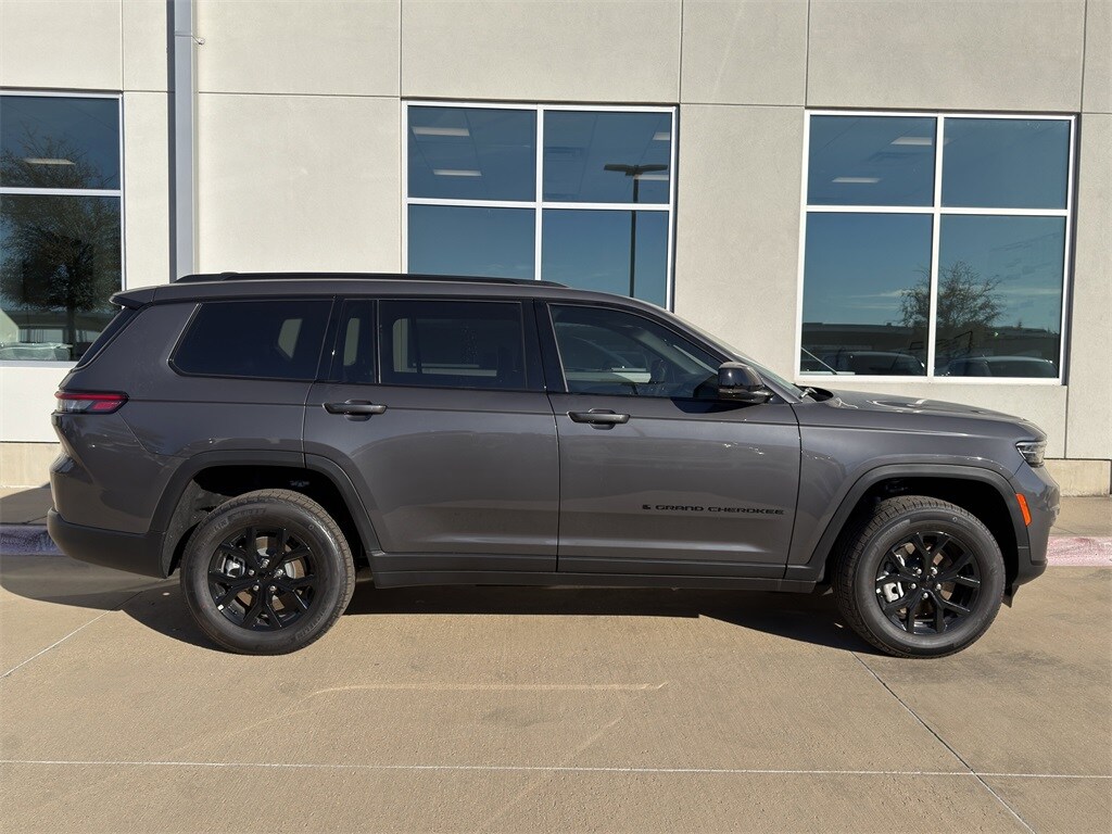 New 2025 Jeep Grand Cherokee L ALTITUDE X 4X2 Sport Utility