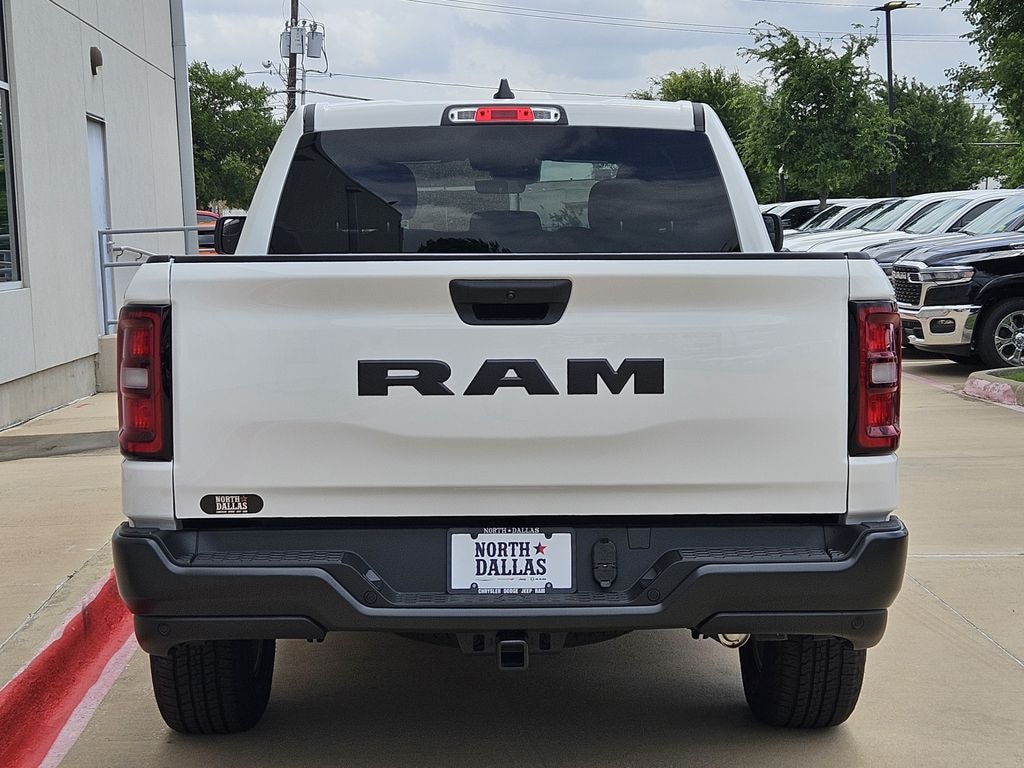 New 2026 Ram 1500 TRADESMAN CREW CAB 4X2 5'7 BOX Pickup