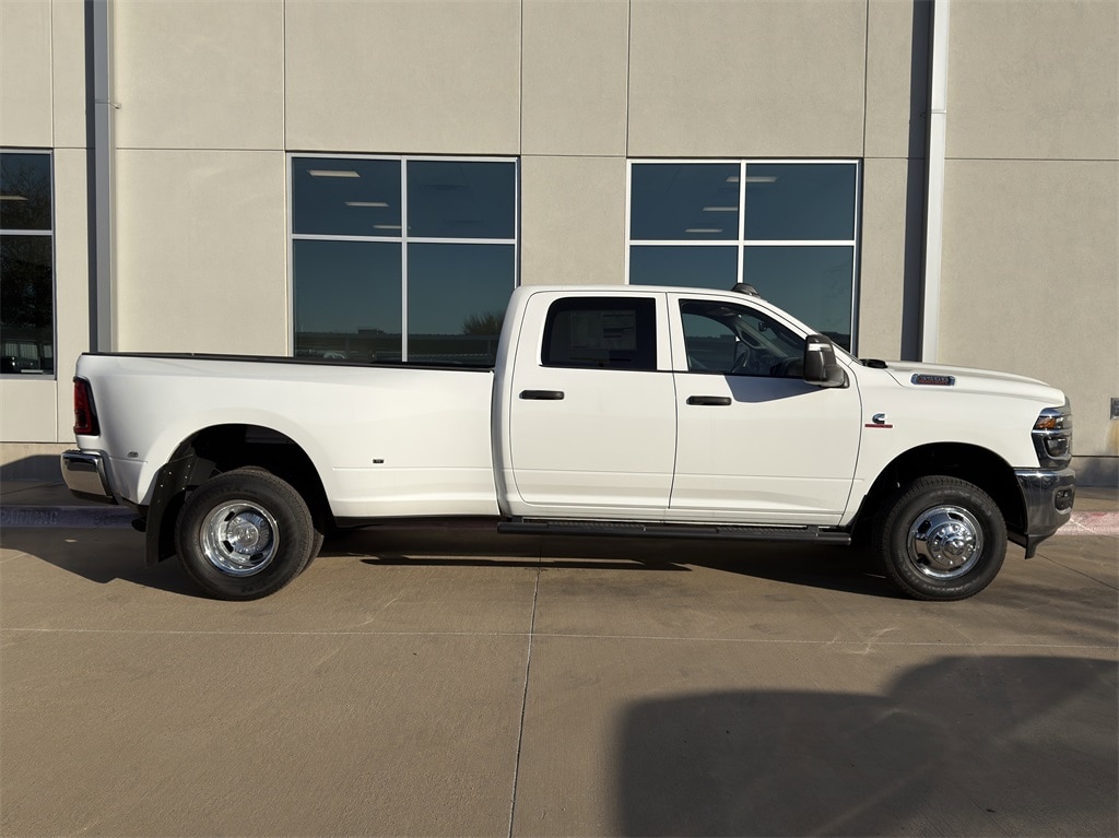 New 2026 Ram 3500 TRADESMAN CREW CAB 4X4 8' BOX Pickup