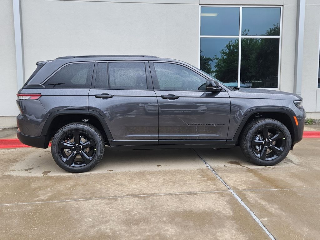 New 2026 Jeep Grand Cherokee LIMITED 4X2 Sport Utility