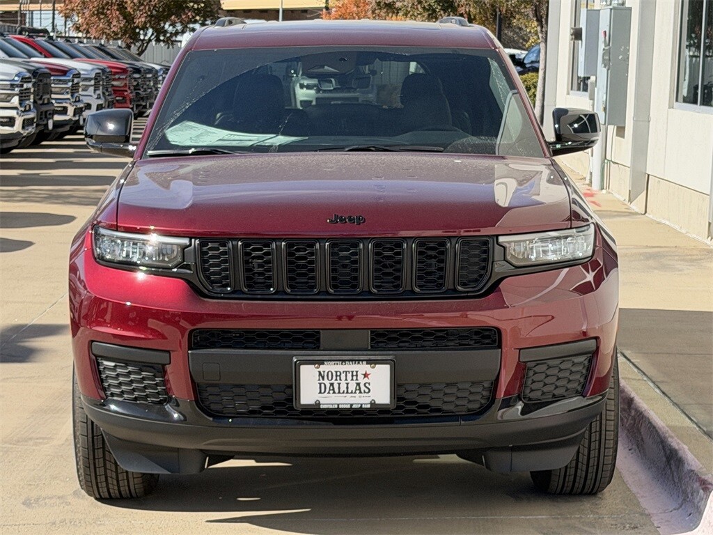 New 2025 Jeep Grand Cherokee L ALTITUDE X 4X4 Sport Utility