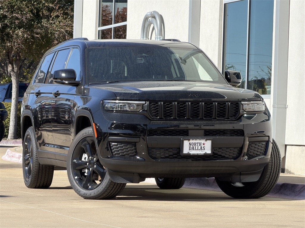 New 2025 Jeep Grand Cherokee L ALTITUDE X 4X4 Sport Utility