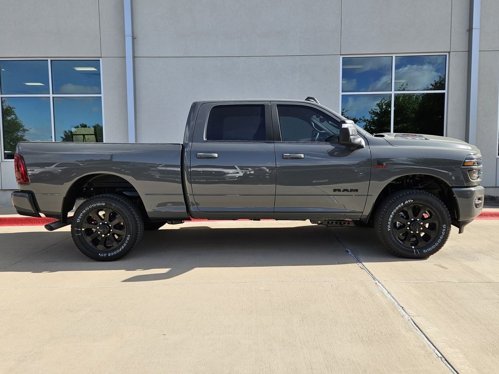 New 2026 Ram 2500 LARAMIE CREW CAB 4X4 6'4 BOX Pickup