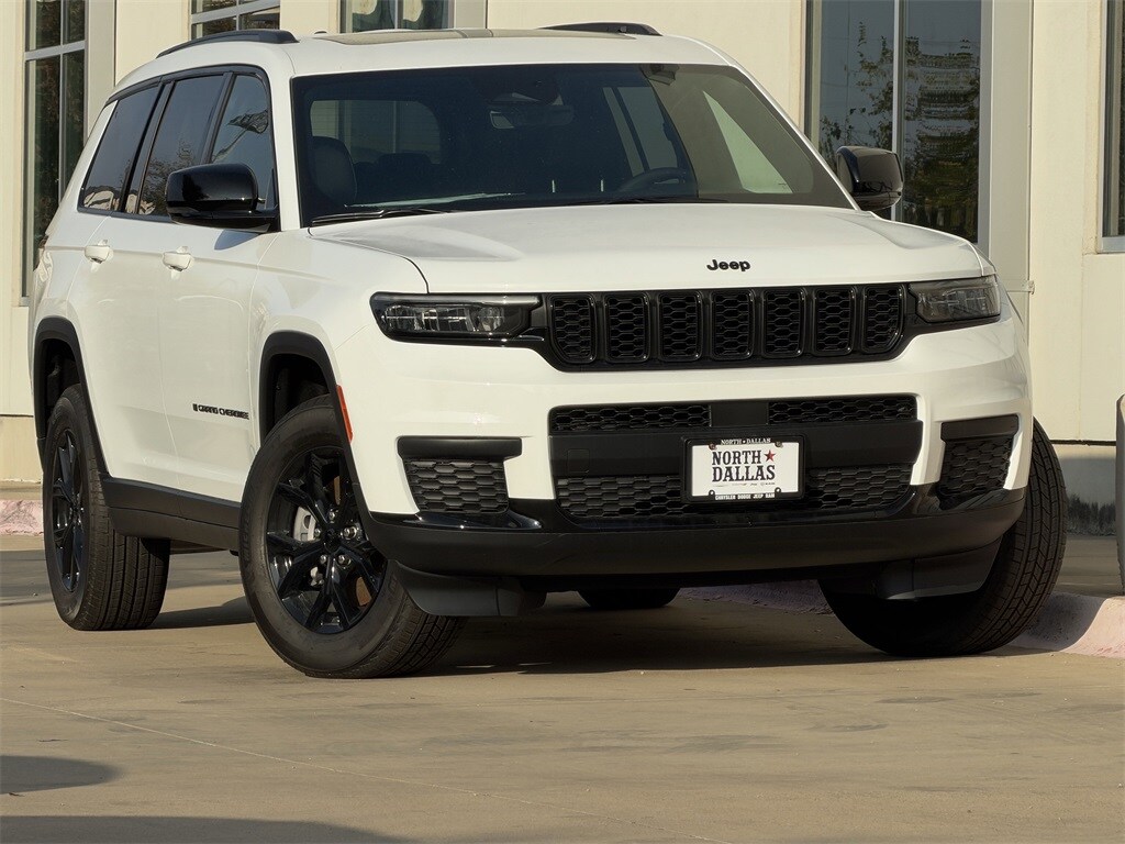 New 2025 Jeep Grand Cherokee L ALTITUDE X 4X4 Sport Utility