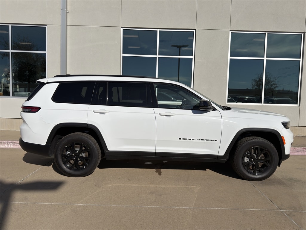 New 2025 Jeep Grand Cherokee L ALTITUDE X 4X2 Sport Utility