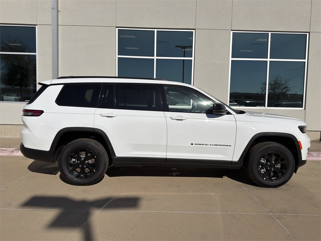 New 2025 Jeep Grand Cherokee L ALTITUDE X 4X4 Sport Utility