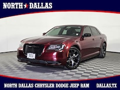 2021 Chrysler 300 Touring Sedan