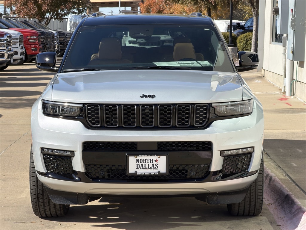 New 2025 Jeep Grand Cherokee L SUMMIT 4X4 Sport Utility