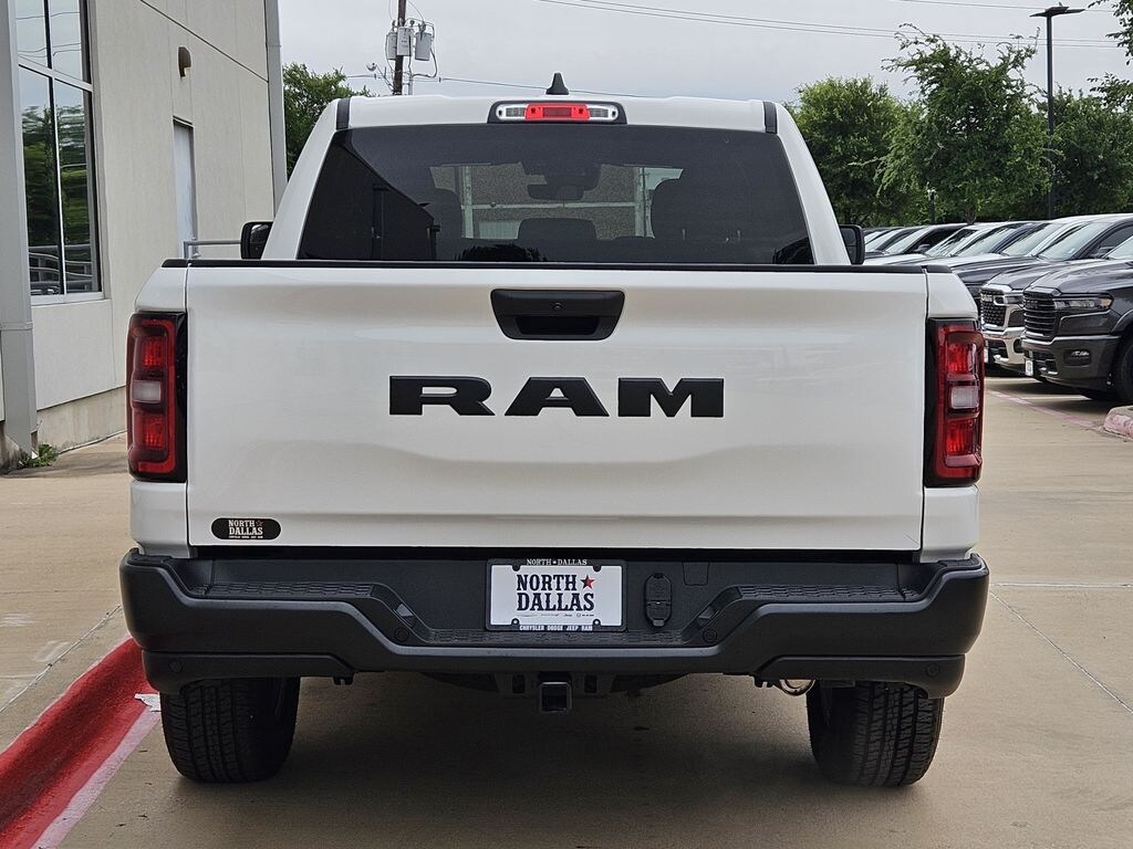 New 2026 Ram 1500 TRADESMAN CREW CAB 4X2 5'7 BOX Pickup