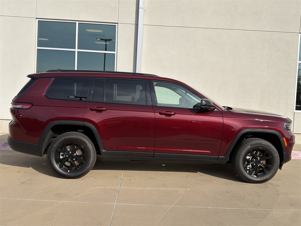 New 2025 Jeep Grand Cherokee L ALTITUDE X 4X2 Sport Utility
