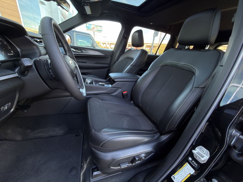 2025 Jeep Grand Cherokee L Altitude - Photo 18
