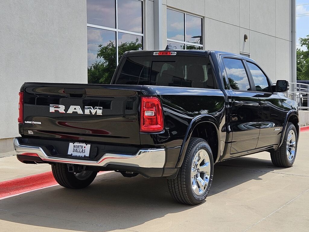 New 2026 Ram 1500 LONE STAR CREW CAB 4X2 5'7 BOX Pickup