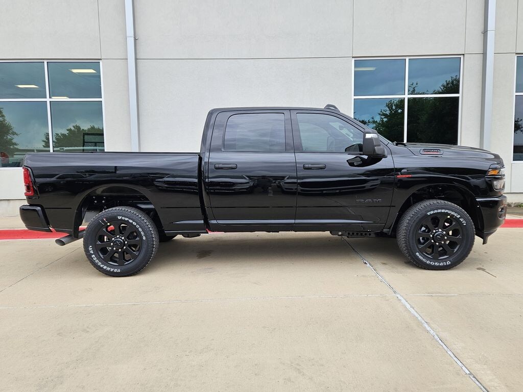 New 2026 Ram 2500 LONE STAR CREW CAB 4X4 6'4 BOX Pickup
