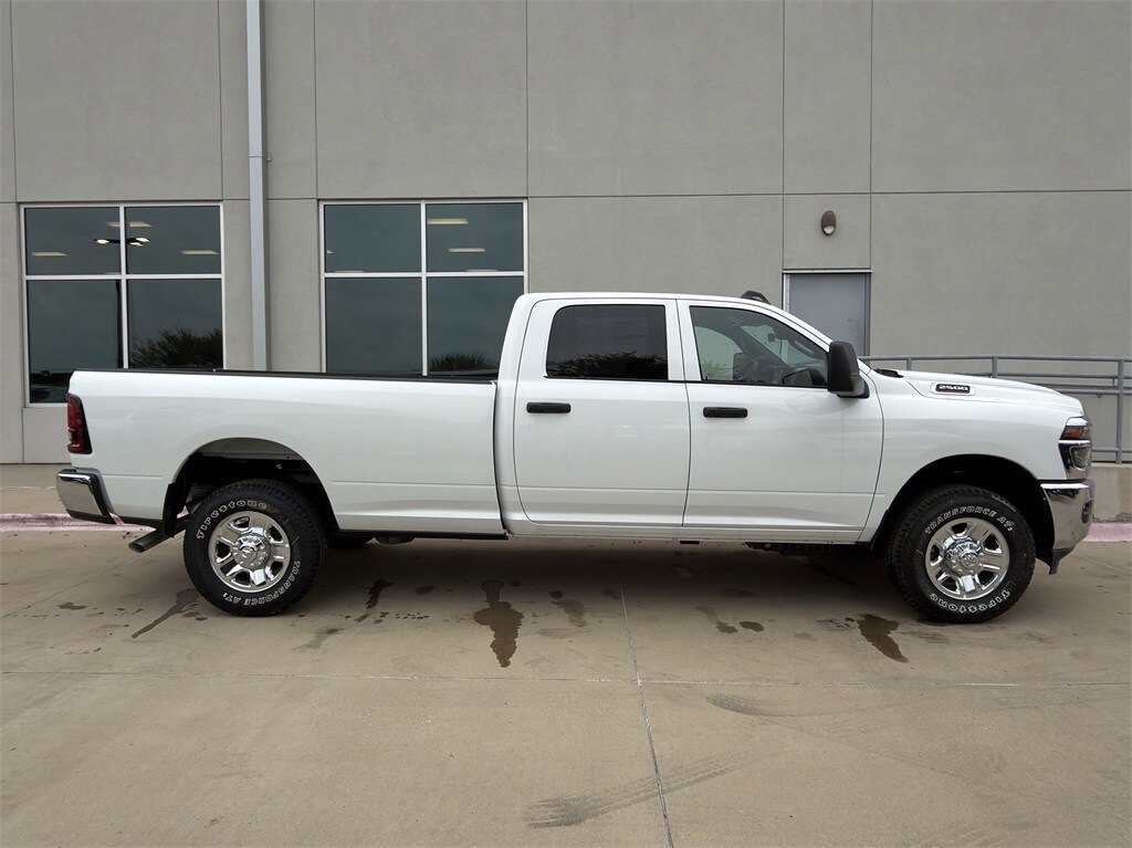 New 2026 Ram 2500 TRADESMAN CREW CAB 4X4 8' BOX Pickup