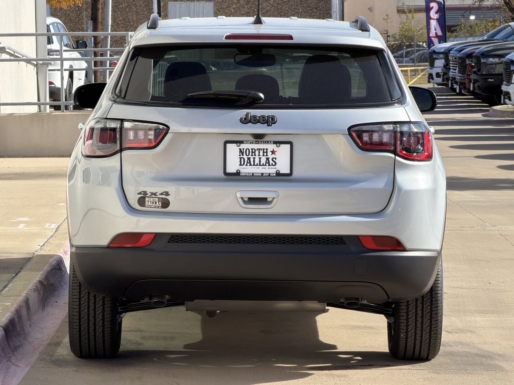 2026 Jeep Compass Altitude - Photo 6