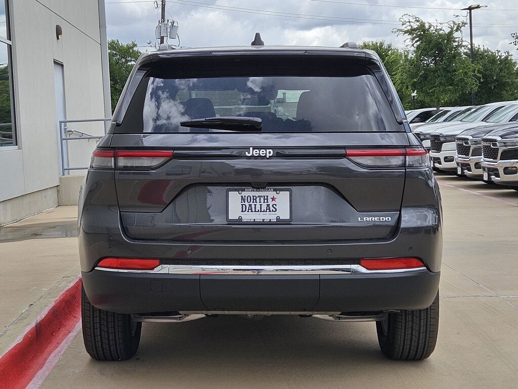 New 2026 Jeep Grand Cherokee LAREDO X 4X2 Sport Utility