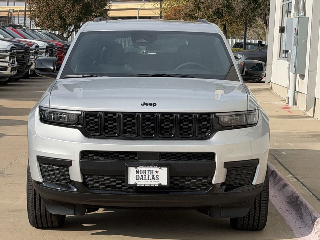 New 2025 Jeep Grand Cherokee L ALTITUDE X 4X4 Sport Utility