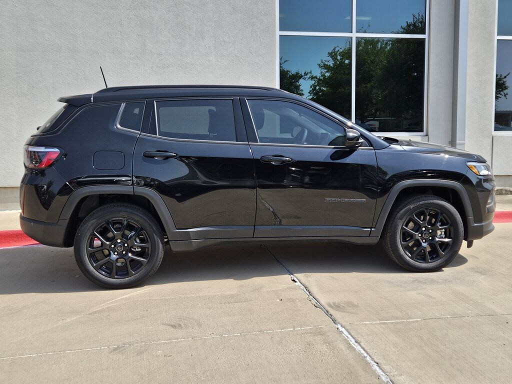 New 2026 Jeep Compass LATITUDE ALTITUDE 4X4 Sport Utility
