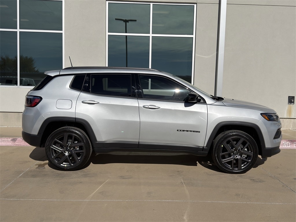 New 2026 Jeep Compass LATITUDE ALTITUDE 4X4 Sport Utility