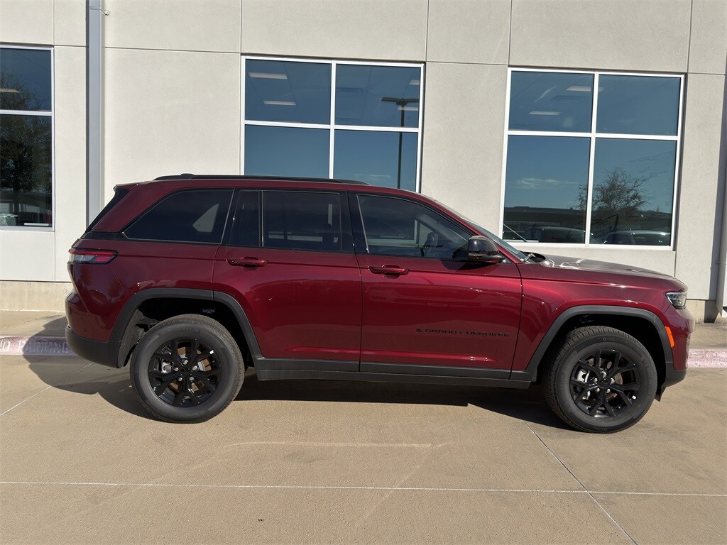 New 2025 Jeep Grand Cherokee ALTITUDE X 4X4 Sport Utility