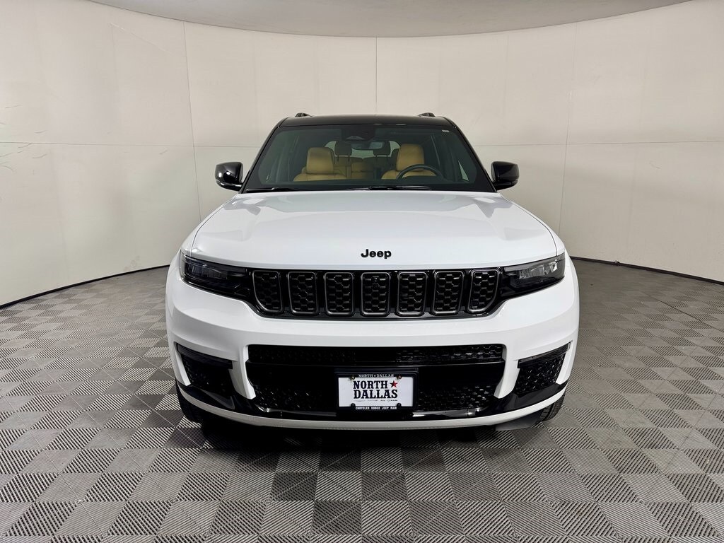 2025 Jeep Grand Cherokee L Summit photo 2