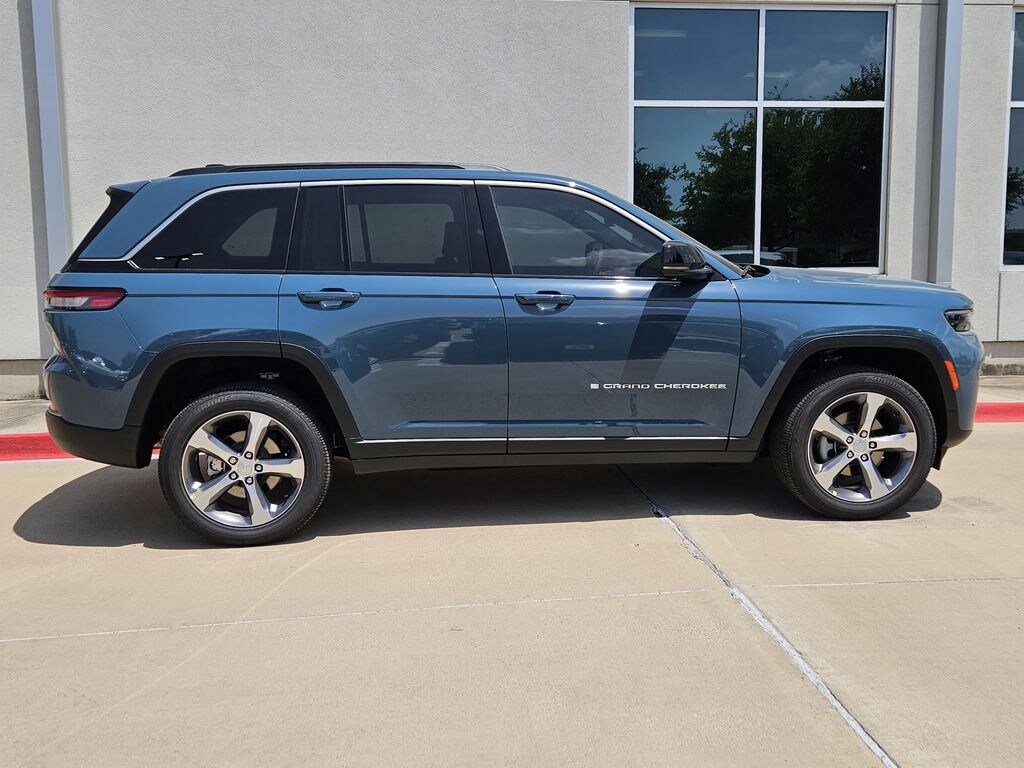 New 2026 Jeep Grand Cherokee LIMITED 4X4 Sport Utility