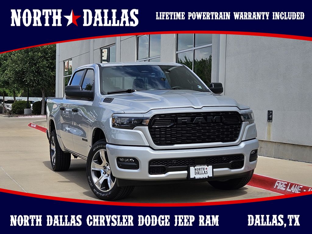 New 2026 Ram 1500 EXPRESS CREW CAB 4X4 5'7 BOX