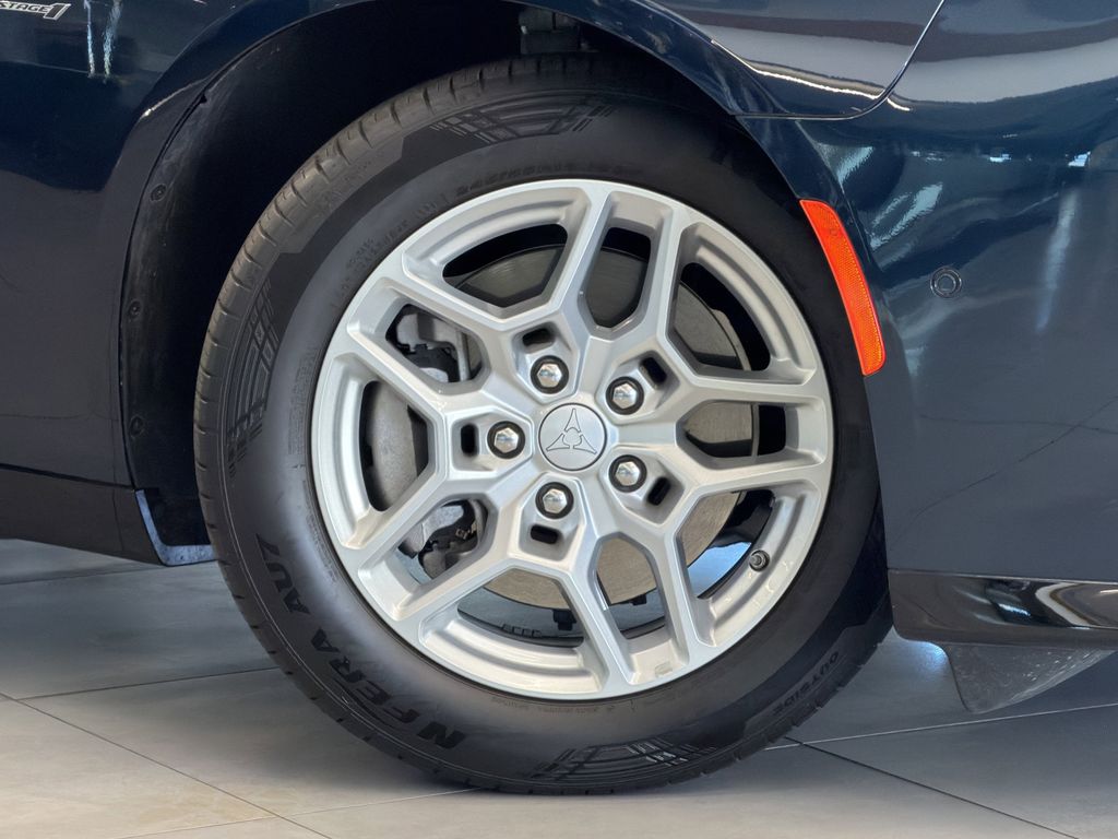 2025 Dodge Charger Daytona R/T - Photo 8