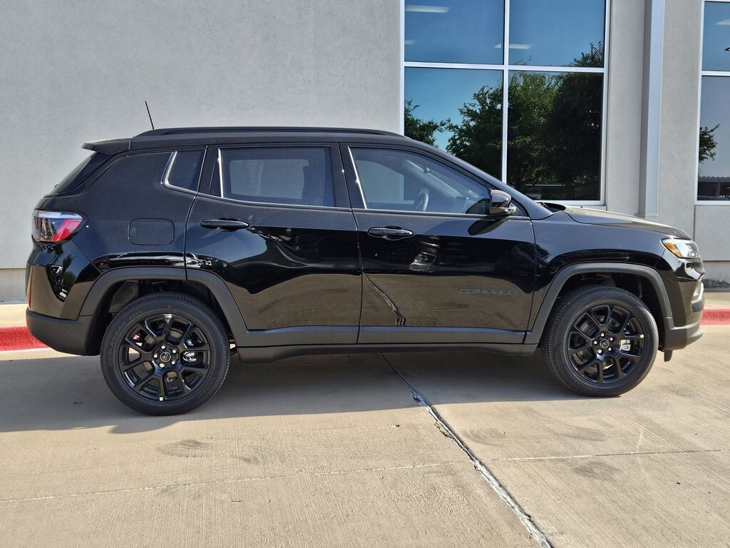 New 2026 Jeep Compass LATITUDE ALTITUDE 4X4 Sport Utility
